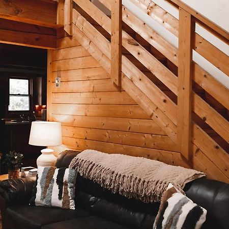 Wolf Creek Cabin At 36 North - Hot Tub Purlear 外观 照片