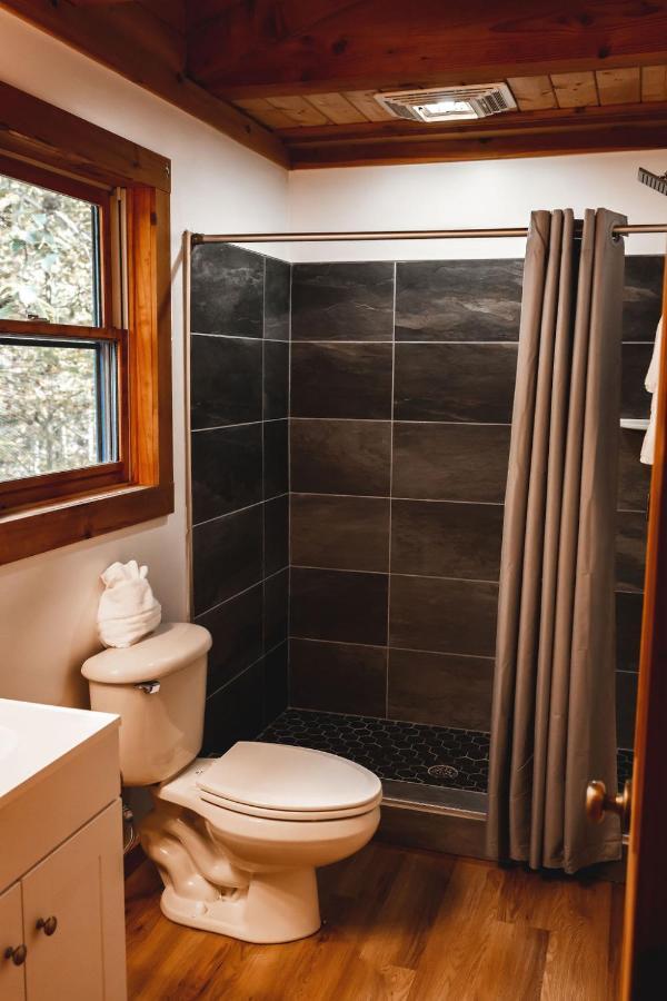 Wolf Creek Cabin At 36 North - Hot Tub Purlear 外观 照片